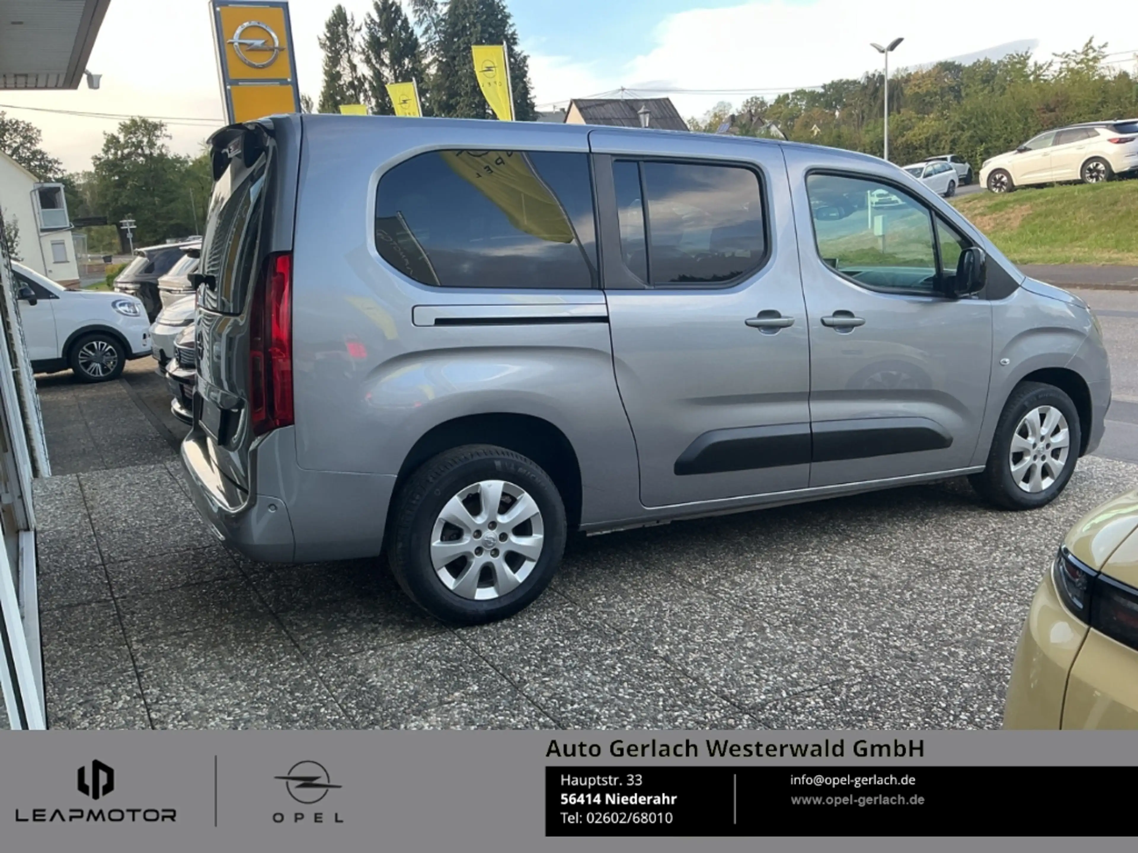 Opel Combo Life E Elegance 7-Sitzer DAB SHZ — photo 13