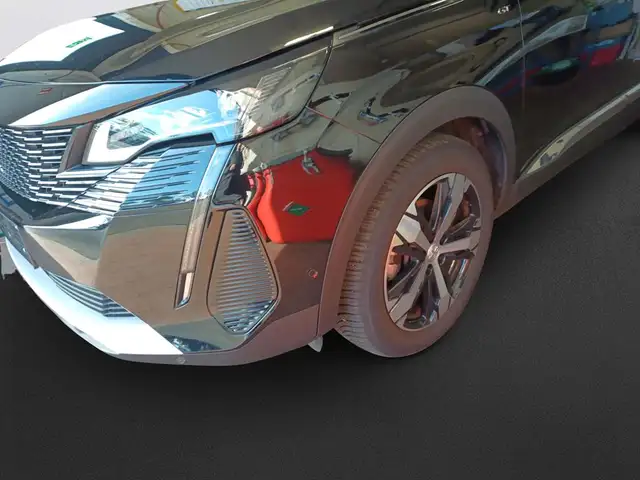 Peugeot 5008 view 10