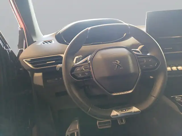 Peugeot 5008 view 14
