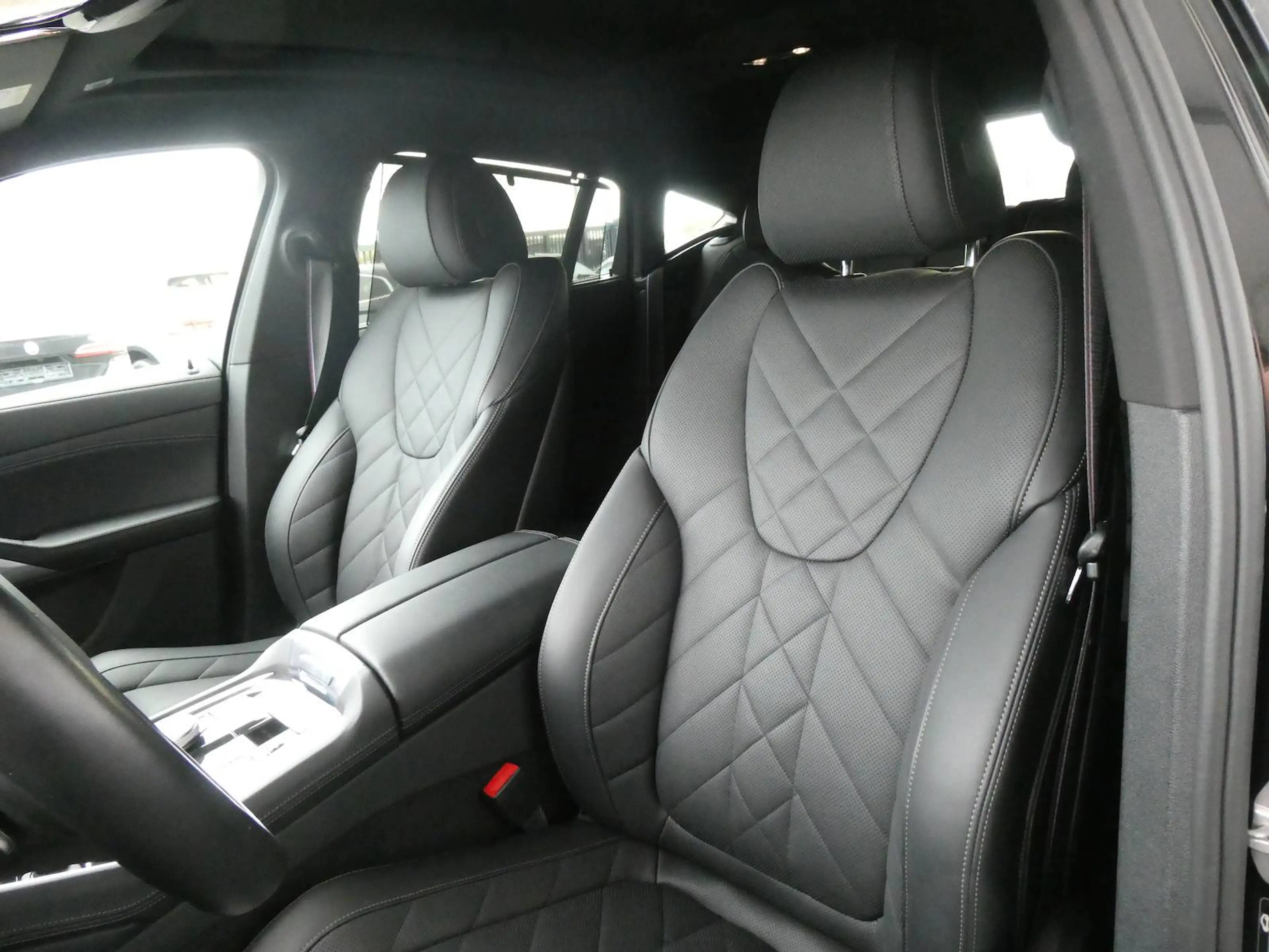 BMW X6 40 i xDrive M Sport Pro — photo 10