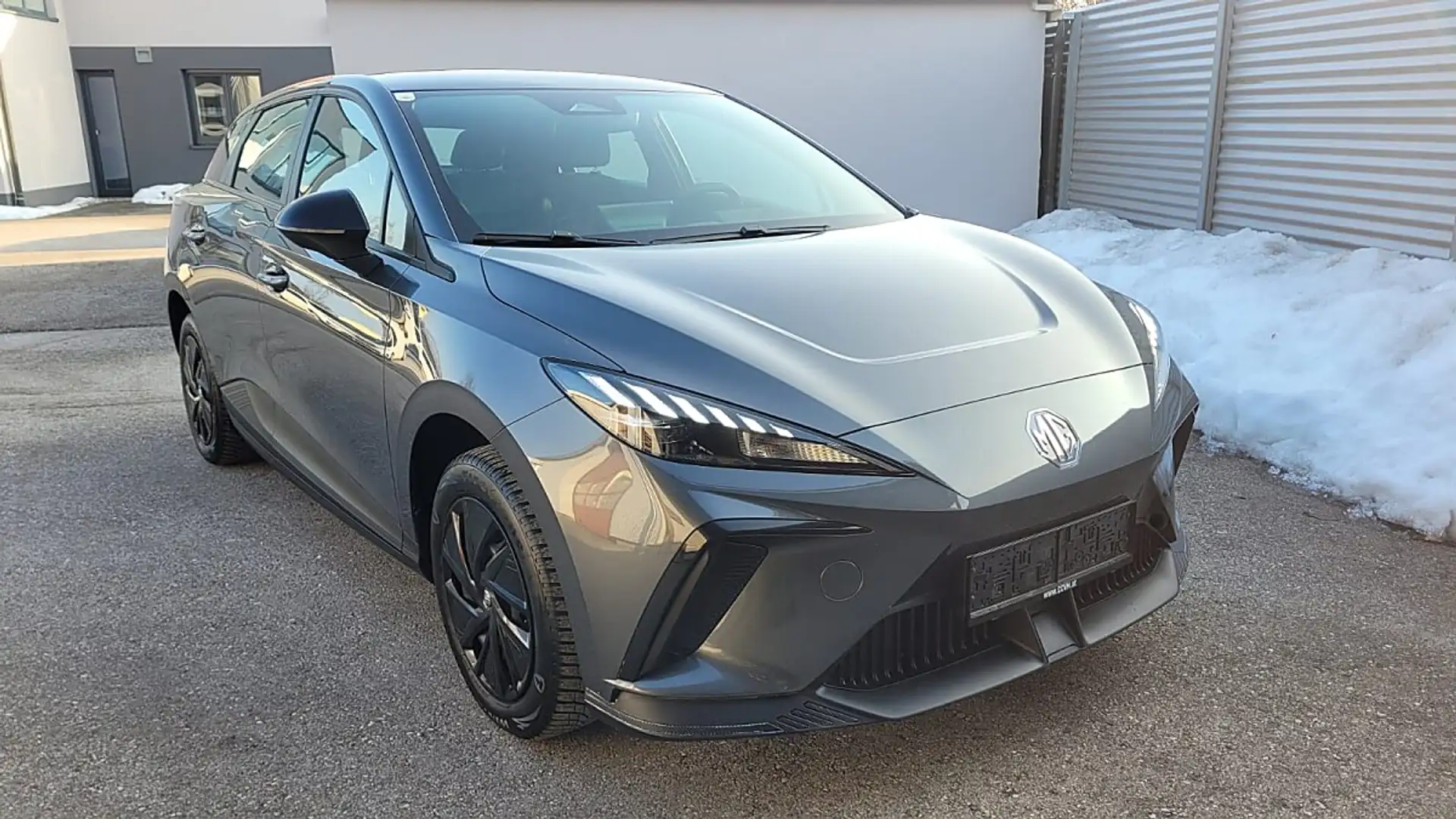 MG MG4 EV 51 kWh Standard Grau - 2