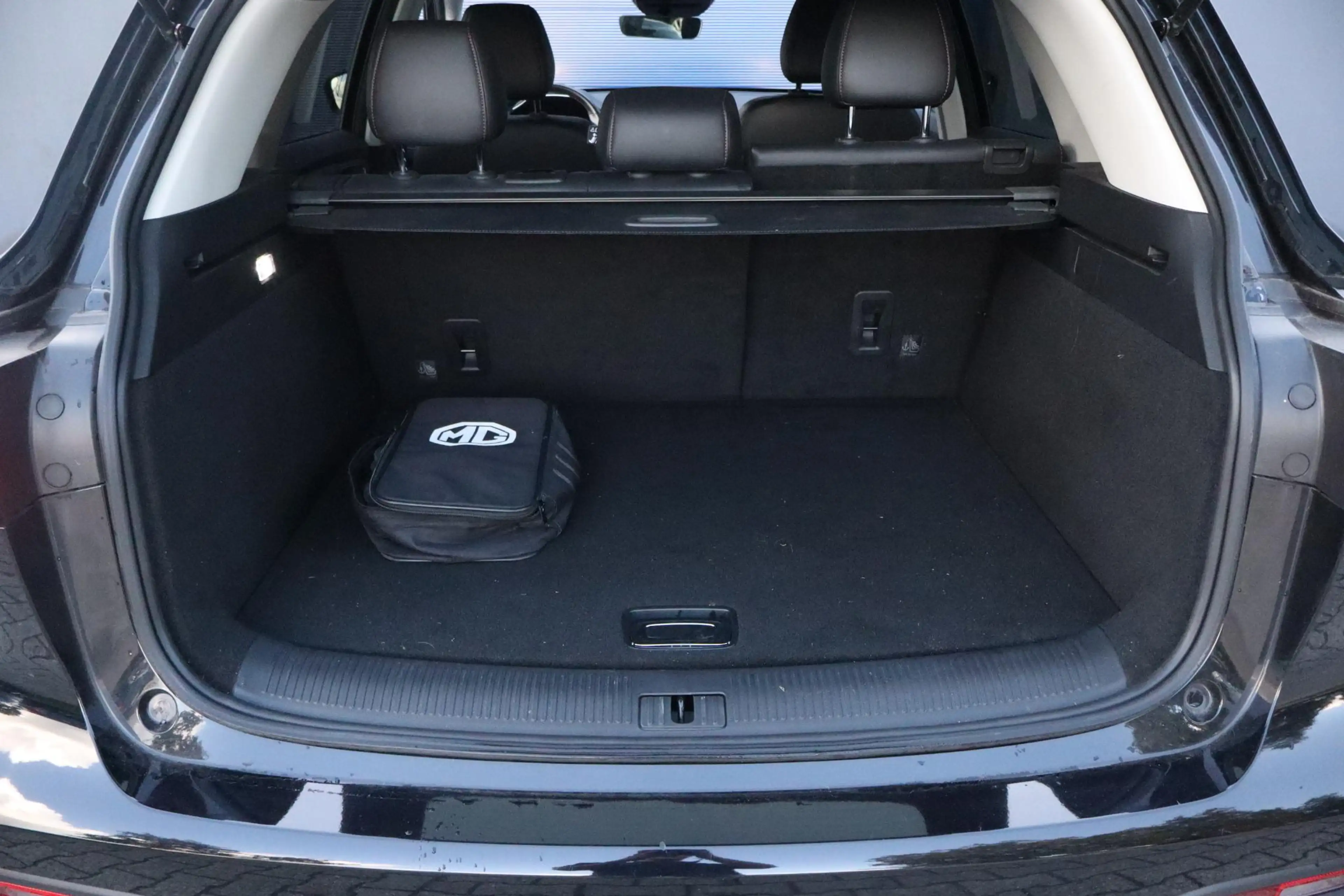 MG EHS 1.5 TGDI Comfort PHEV | Leder interieur | Adaptive — photo 25