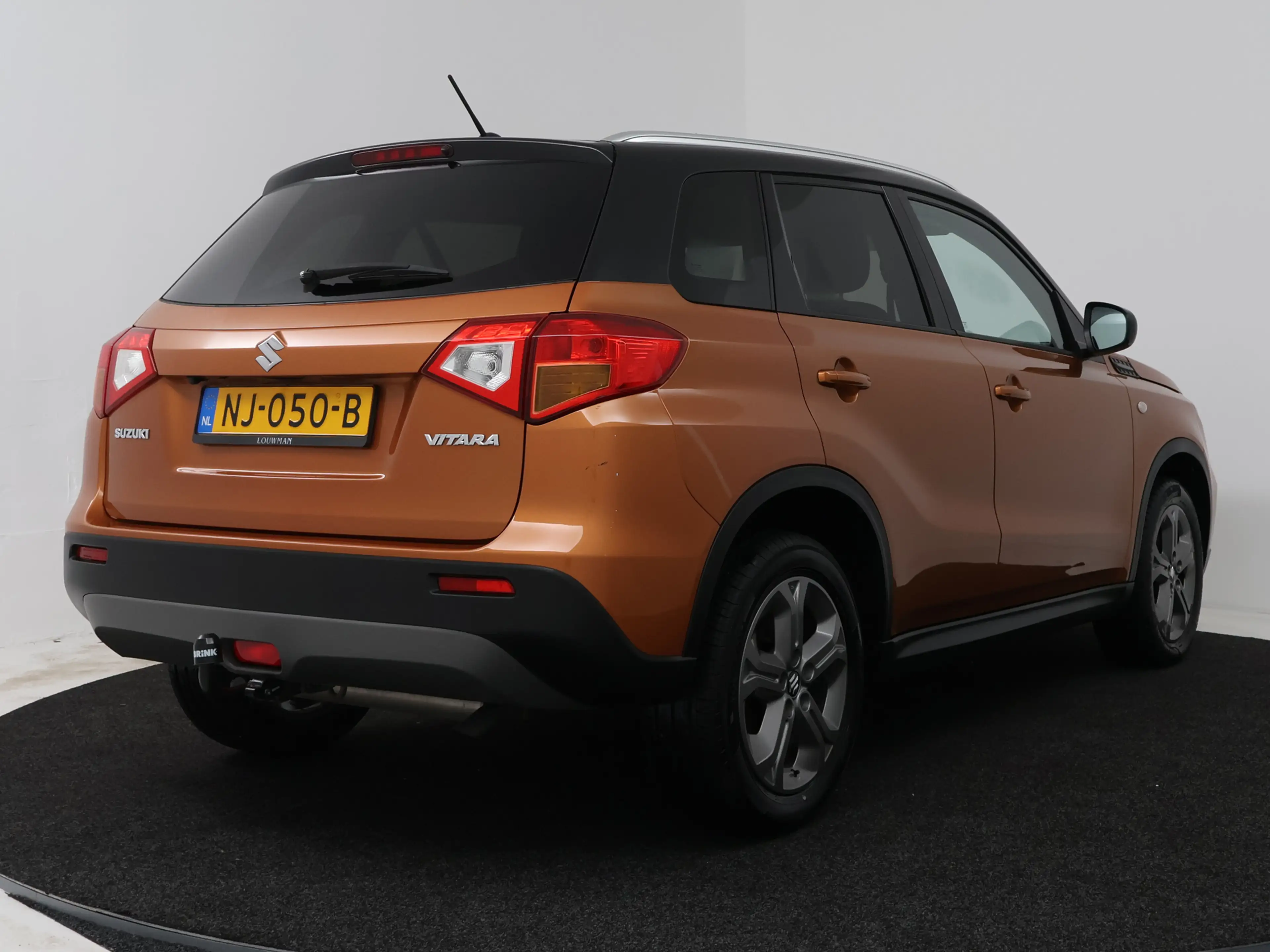 Suzuki Vitara 1.6 Exclusive — photo 2