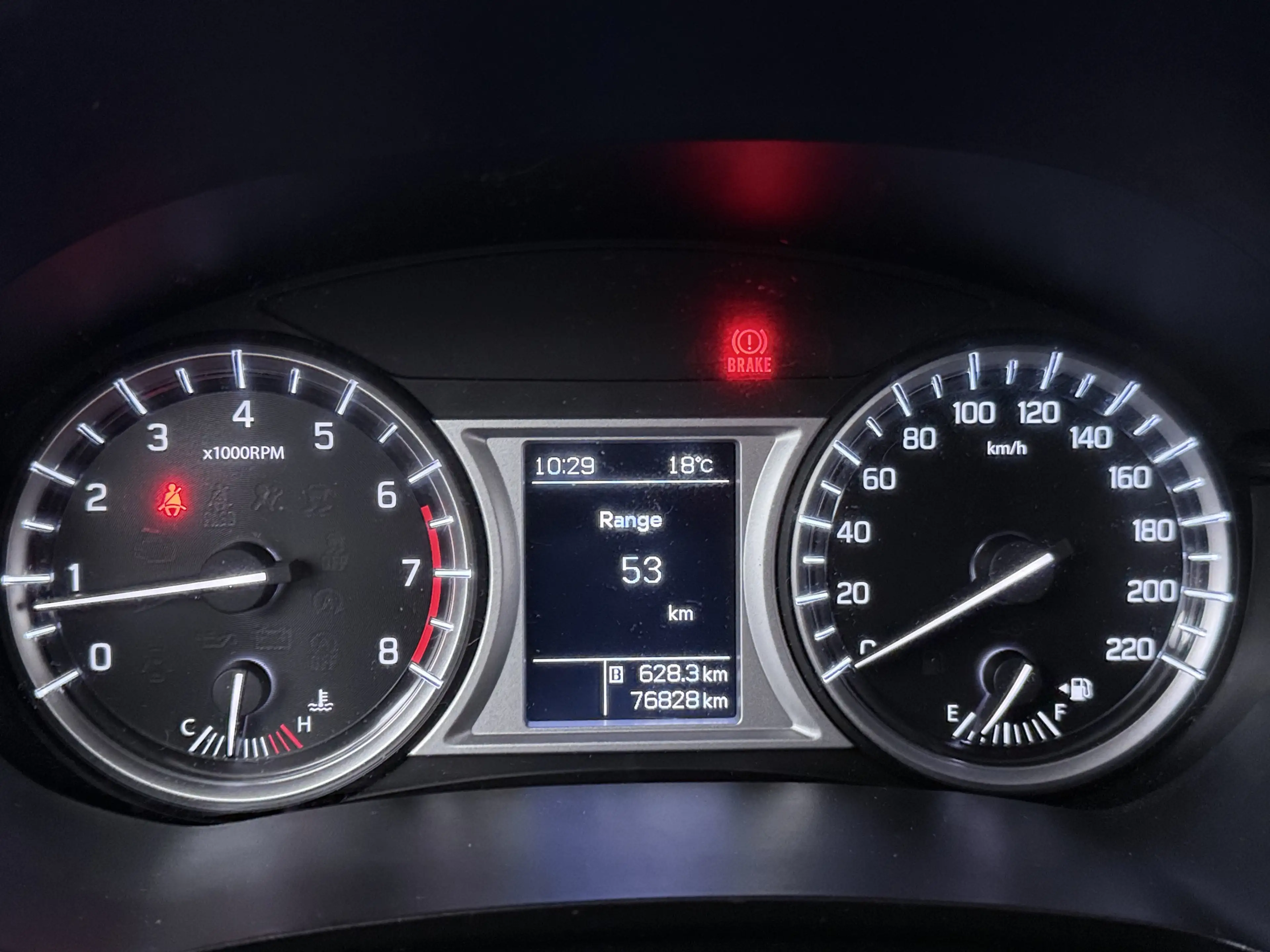 Suzuki Vitara 1.6 Exclusive — photo 6