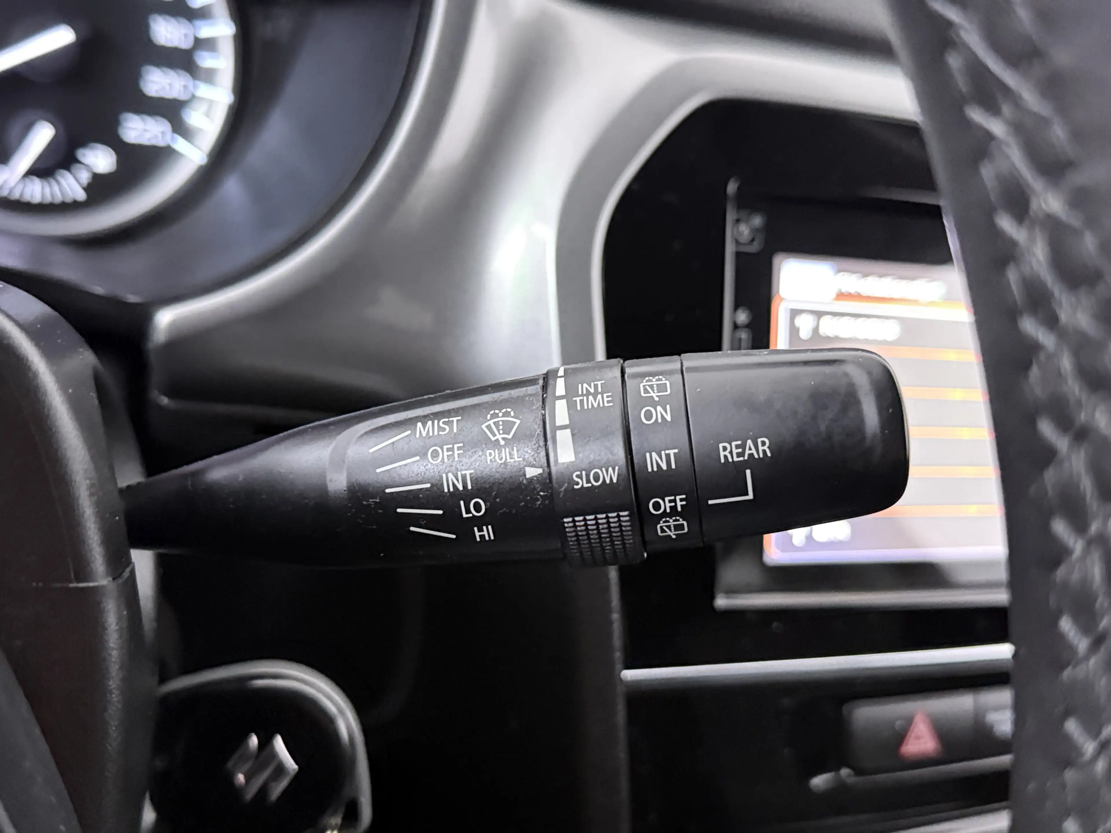 Suzuki Vitara 1.6 Exclusive — photo 8