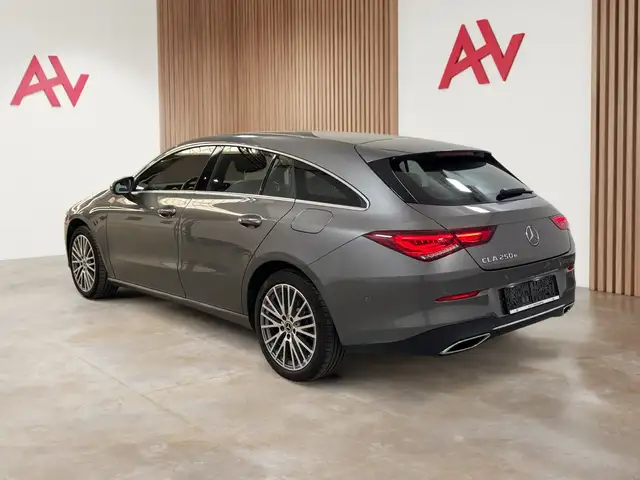 Mercedes-Benz CLA view 10