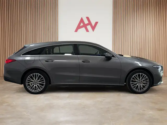 Mercedes-Benz CLA view 5
