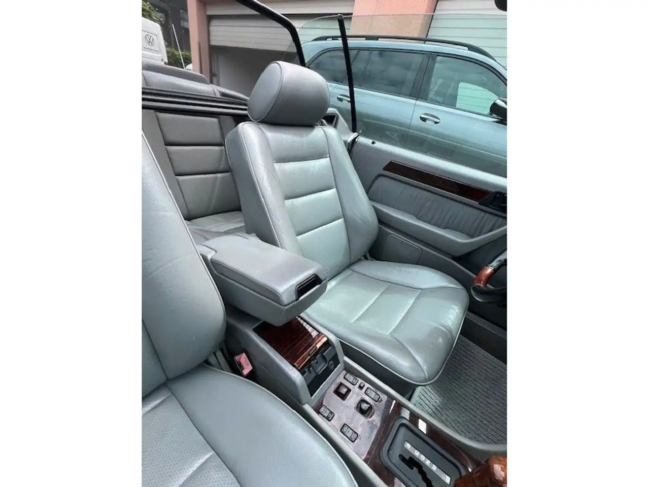 Mercedes-Benz E 320 AMG Line - W124, foto 12