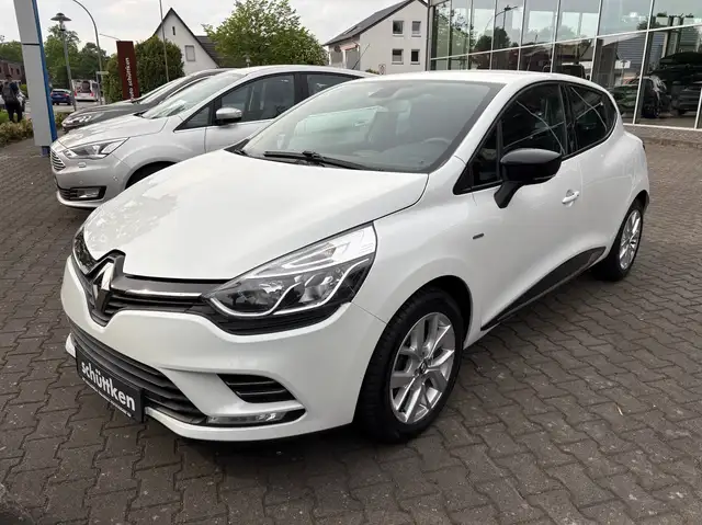 Renault Clio Limited, ALU, Navi, PDC