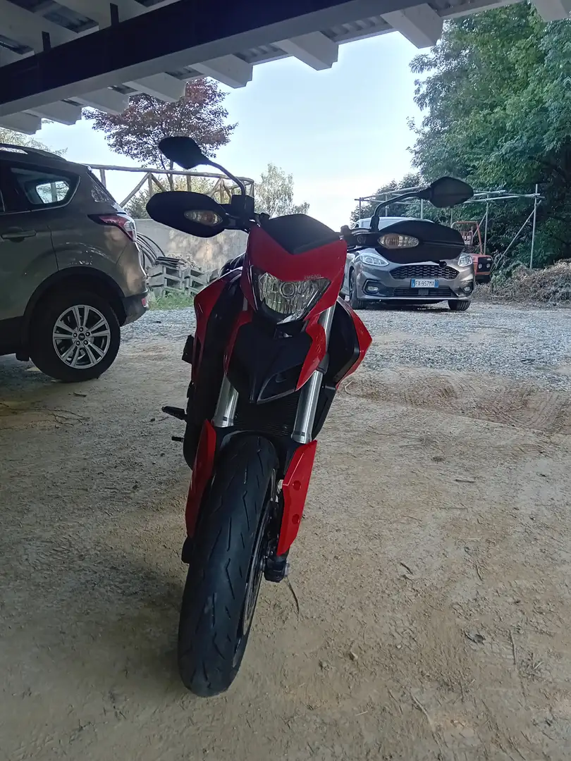 Ducati Hypermotard 821 Czerwony - 2