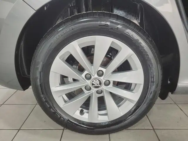 Skoda Scala view 8