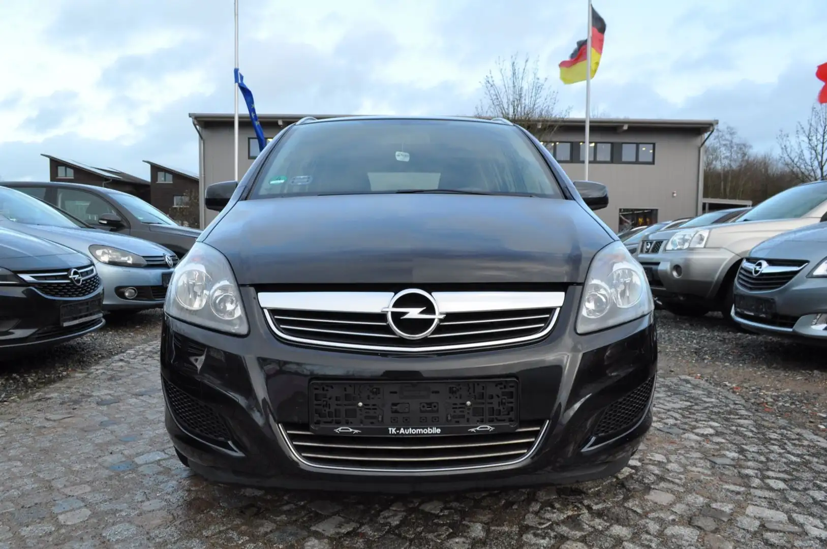 Opel Zafira B Family /7-SITZER/S-HEFT/KLIMA/TEMPOMAT - 2