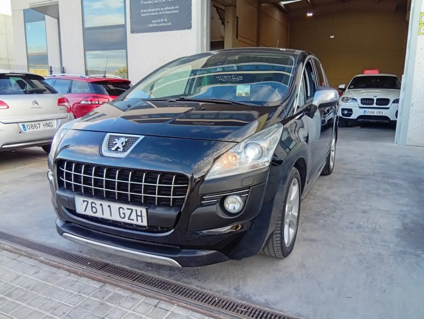 Peugeot 3008 2.0HDI FAP Sport Pack Negro - 2