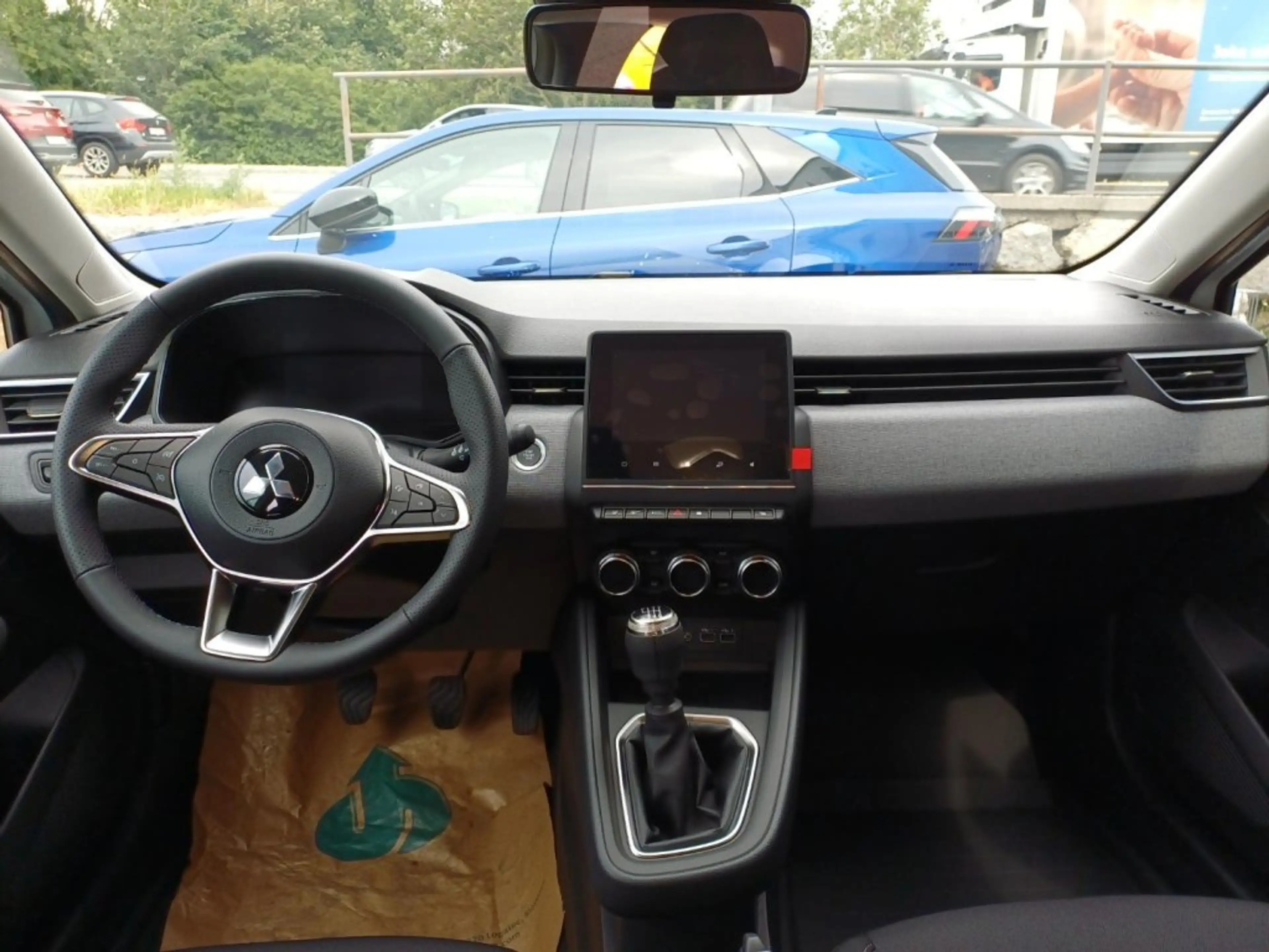 Mitsubishi Colt 1,0 MPI Turbo Invite C 26 — photo 9