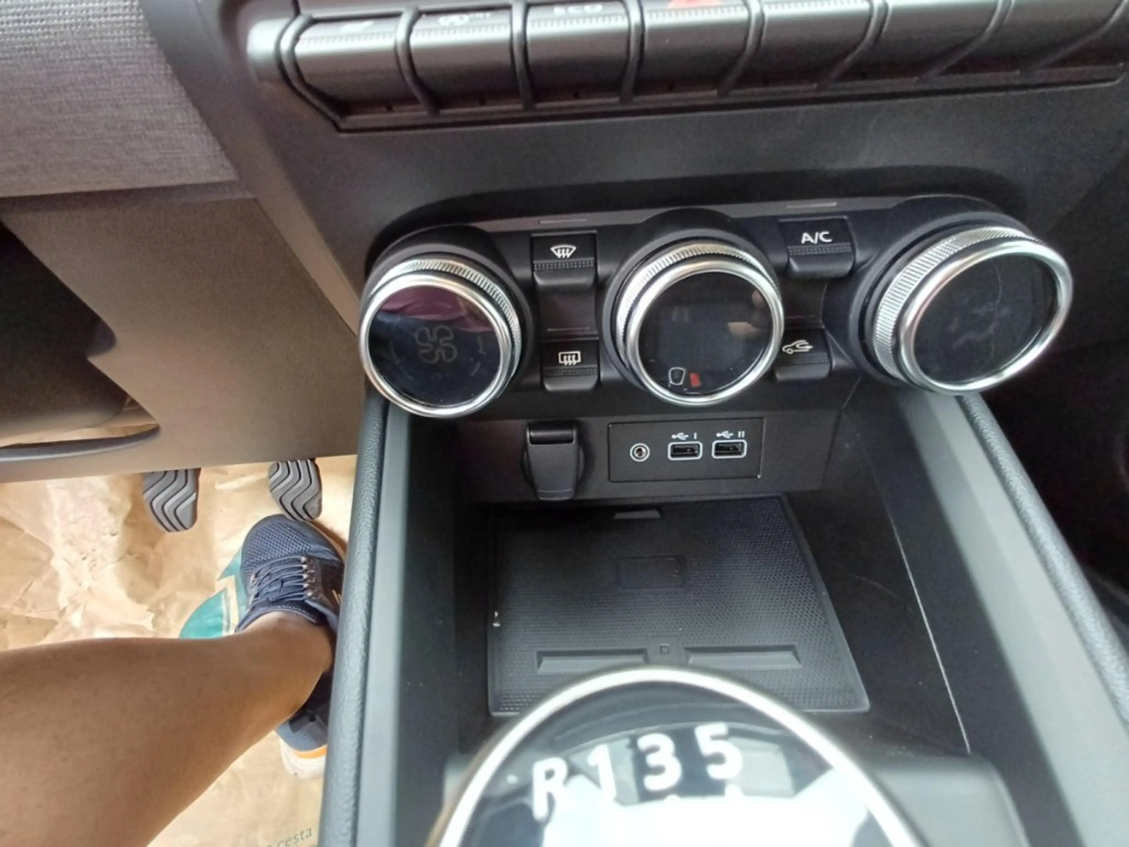 Mitsubishi Colt 1,0 MPI Turbo Invite C 26 — photo 14