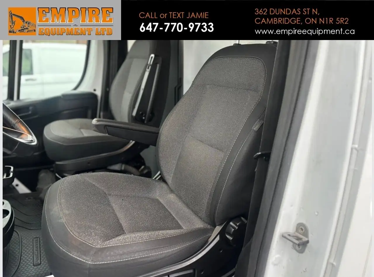 RAM ProMaster 3500 снимка RAM ProMaster 3500