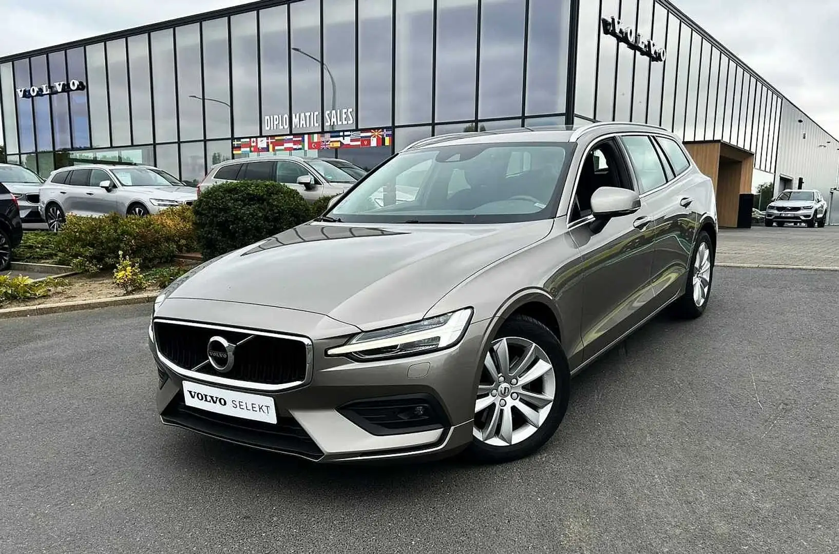Volvo V60 B3 mild hybrid 'GARANTIE 2 ANS' Grijs - 1