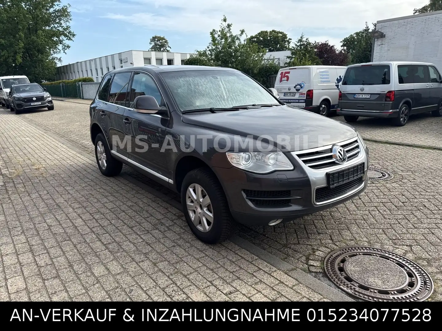 Volkswagen Touareg TOUAREG 3.0 V6 TDI*239 PS*LEDER*AUTOMATIK*AHK* Gris - 2