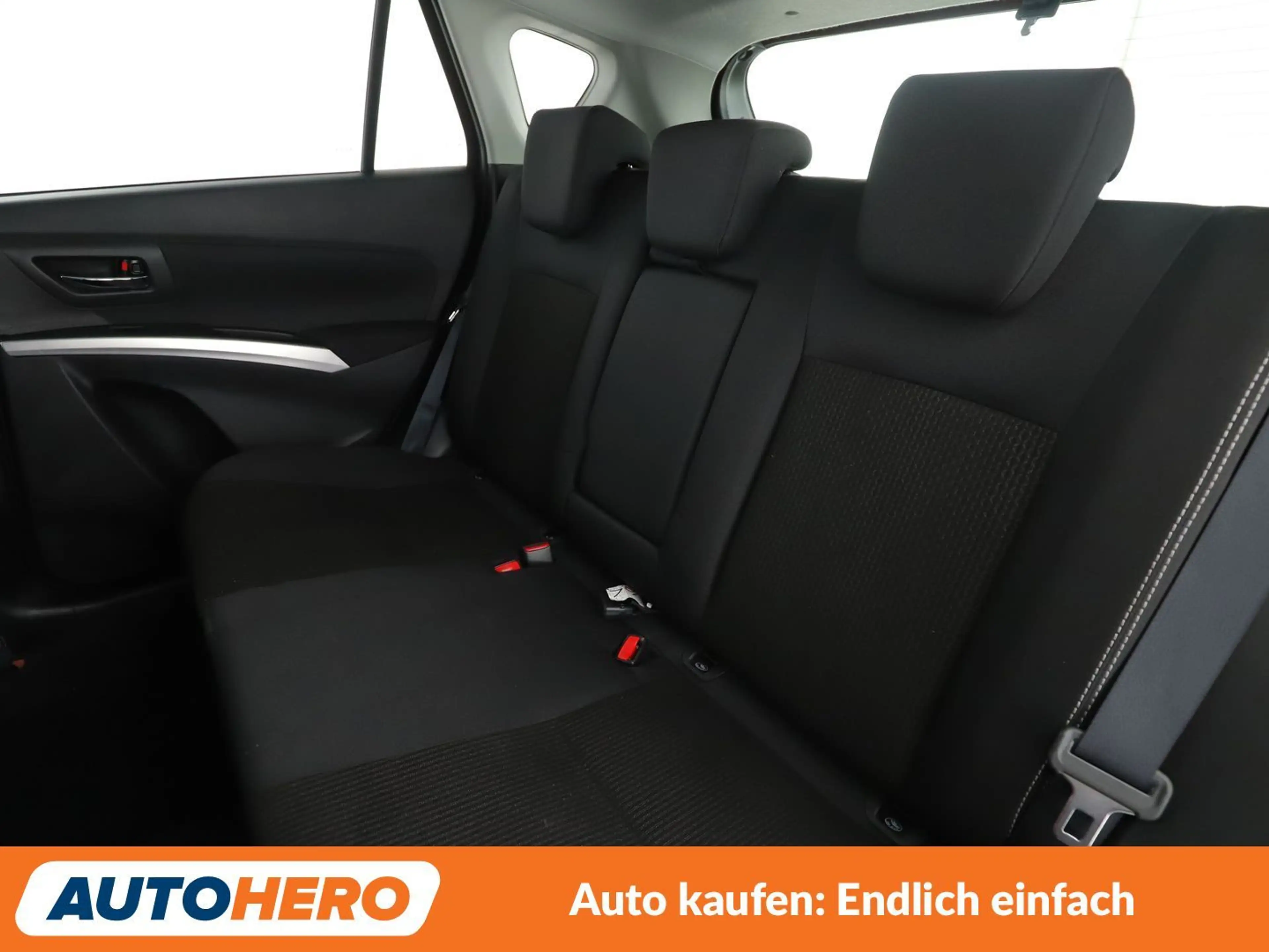 Suzuki SX4 1.4 BoosterJet Comfort 4x4*NAVI*TEMPO*CAM*SHZ*SHK* — photo 15
