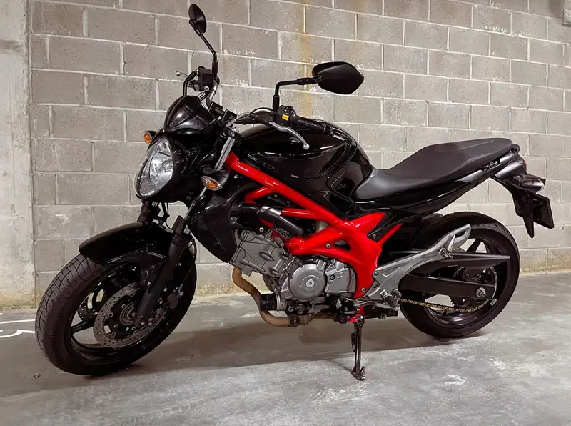 Suzuki SV 650 - foto 2