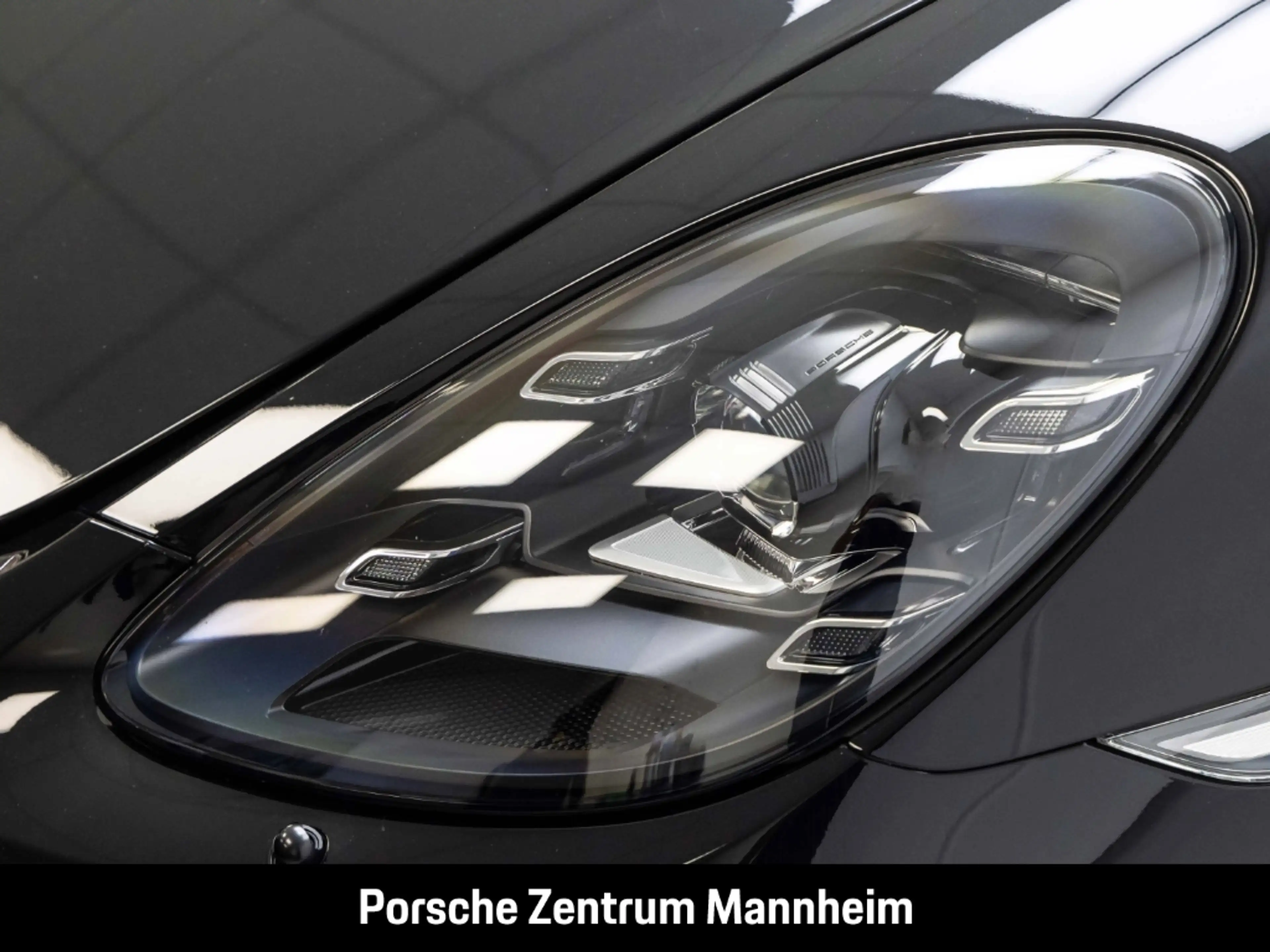 Porsche 718 Spyder Sportschale LED Kamera Navi Sitzheizung — photo 13