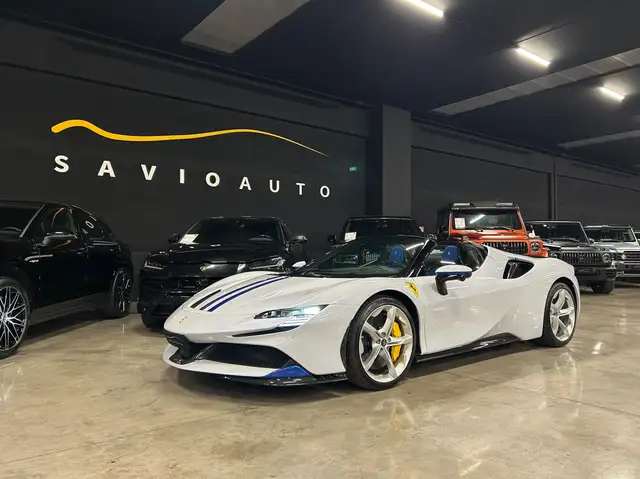 Ferrari SF90 Spider Tailor Made - carbonio e Fiorano Pack -IVA esposta
