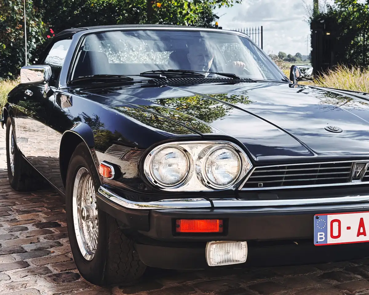 Jaguar XJS V12 -Documents Belges-, foto 2