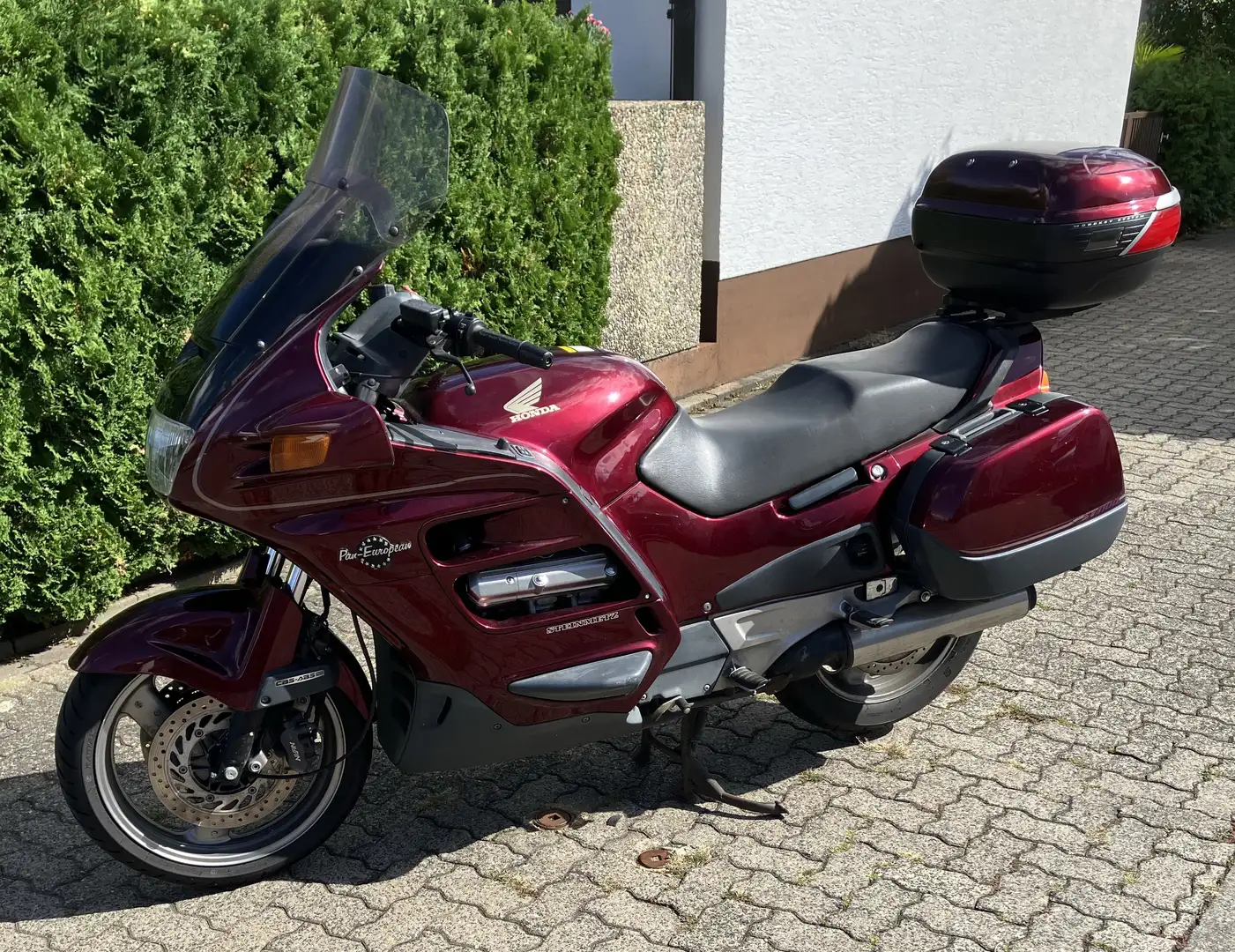 Honda Pan European Piros - 1