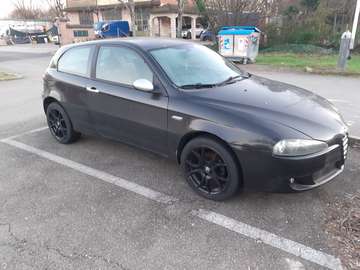 3p 1.9 jtd Distinctive 120cv