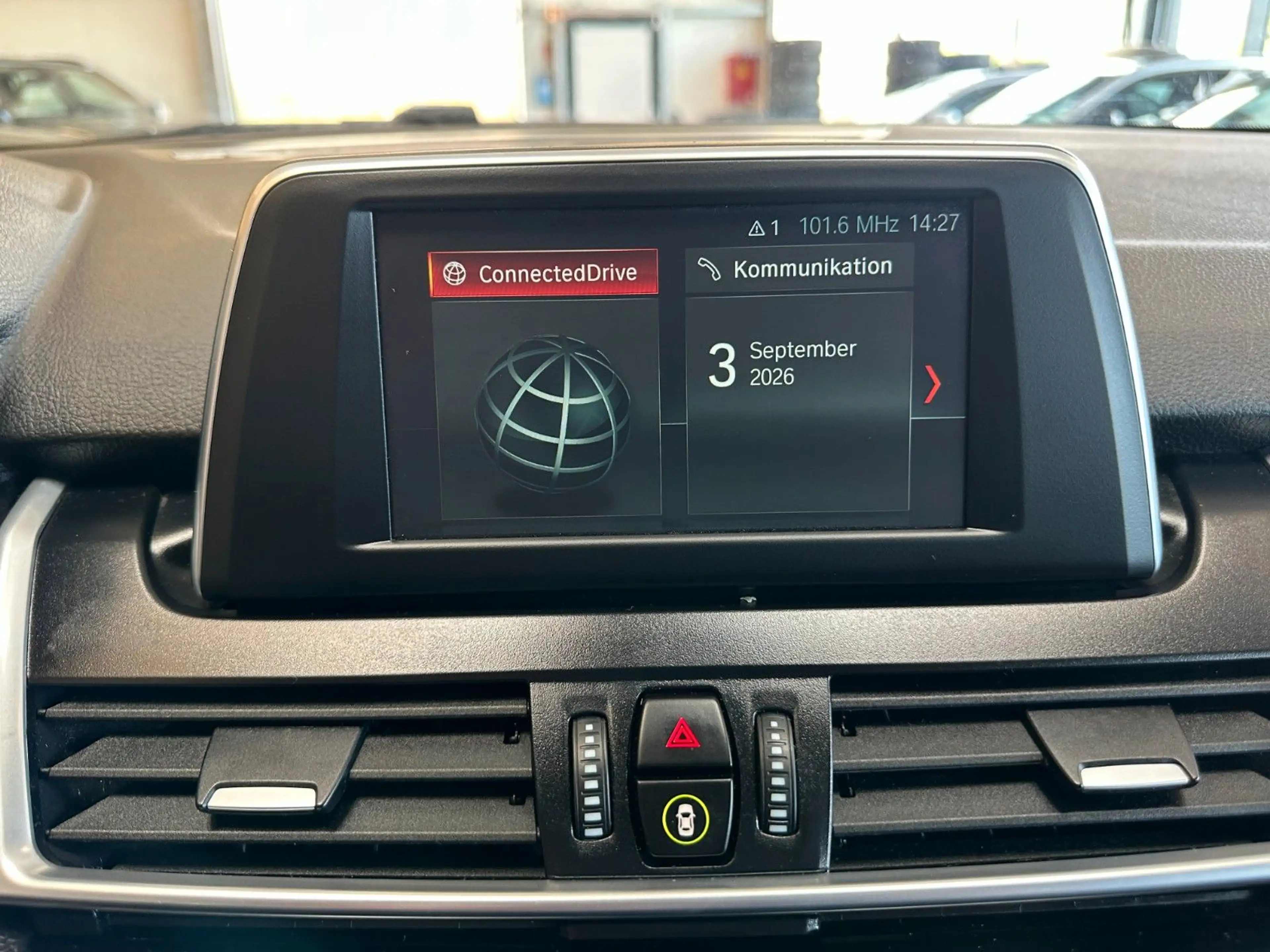BMW 218 *PDC*AHK*2-ZONEN* — photo 14