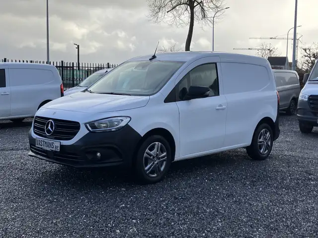 Mercedes-Benz Citan 110 / 14.750€ + BTW / 3 Zits / Trekhaak / Topstaat