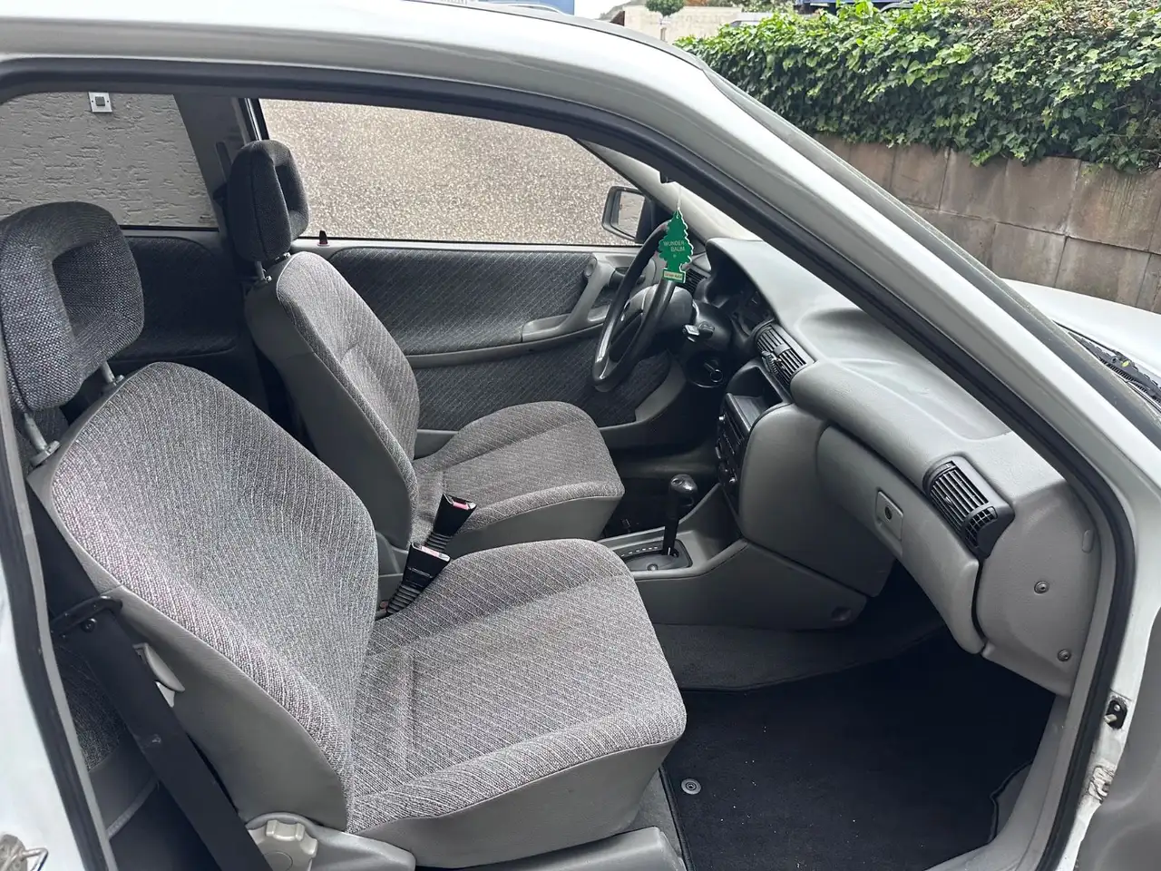 Opel Astra 1.8 GL Automatik H-Zulassung, foto 11