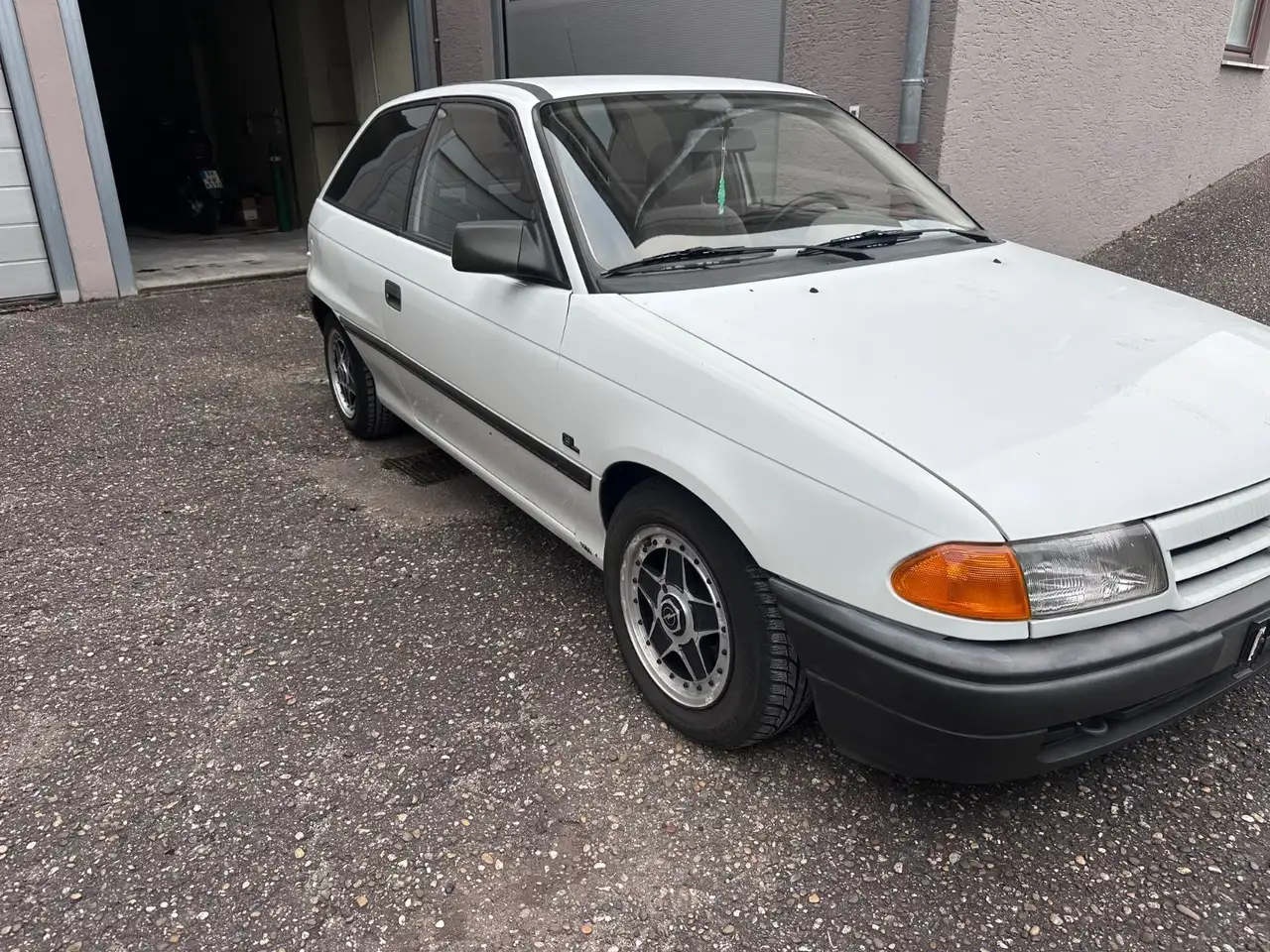 Opel Astra 1.8 GL Automatik H-Zulassung, foto 6