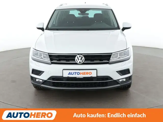 Volkswagen Tiguan view 9