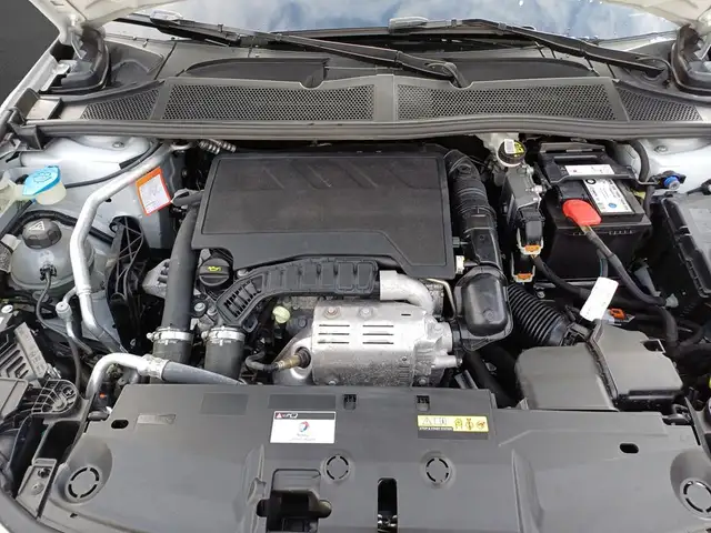 Peugeot 308 view 5