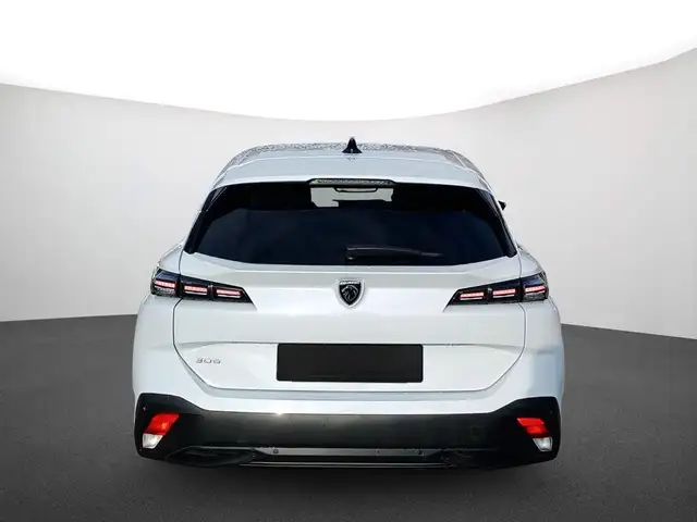 Peugeot 308 view 3