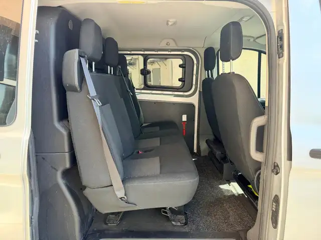 Ford Transit view 12