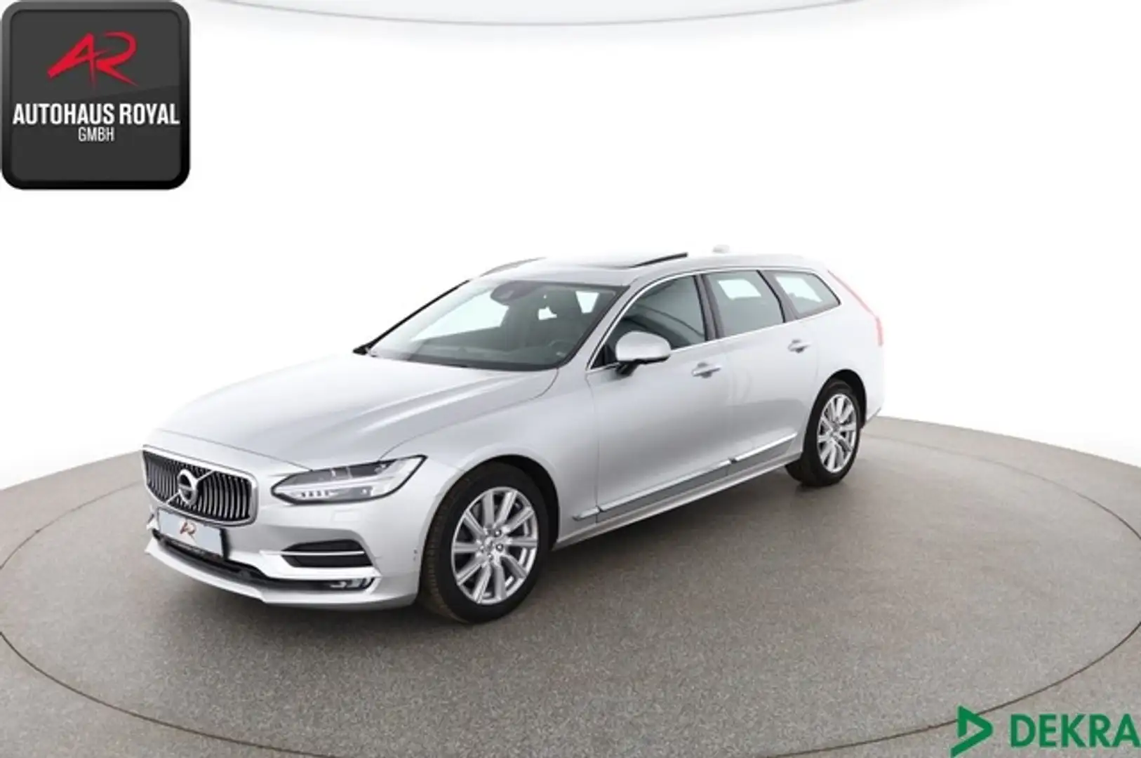 Volvo V90 2.0 D5 AWD INSCRIPTION MASSAGE,B+W,360GRAD Silver - 1