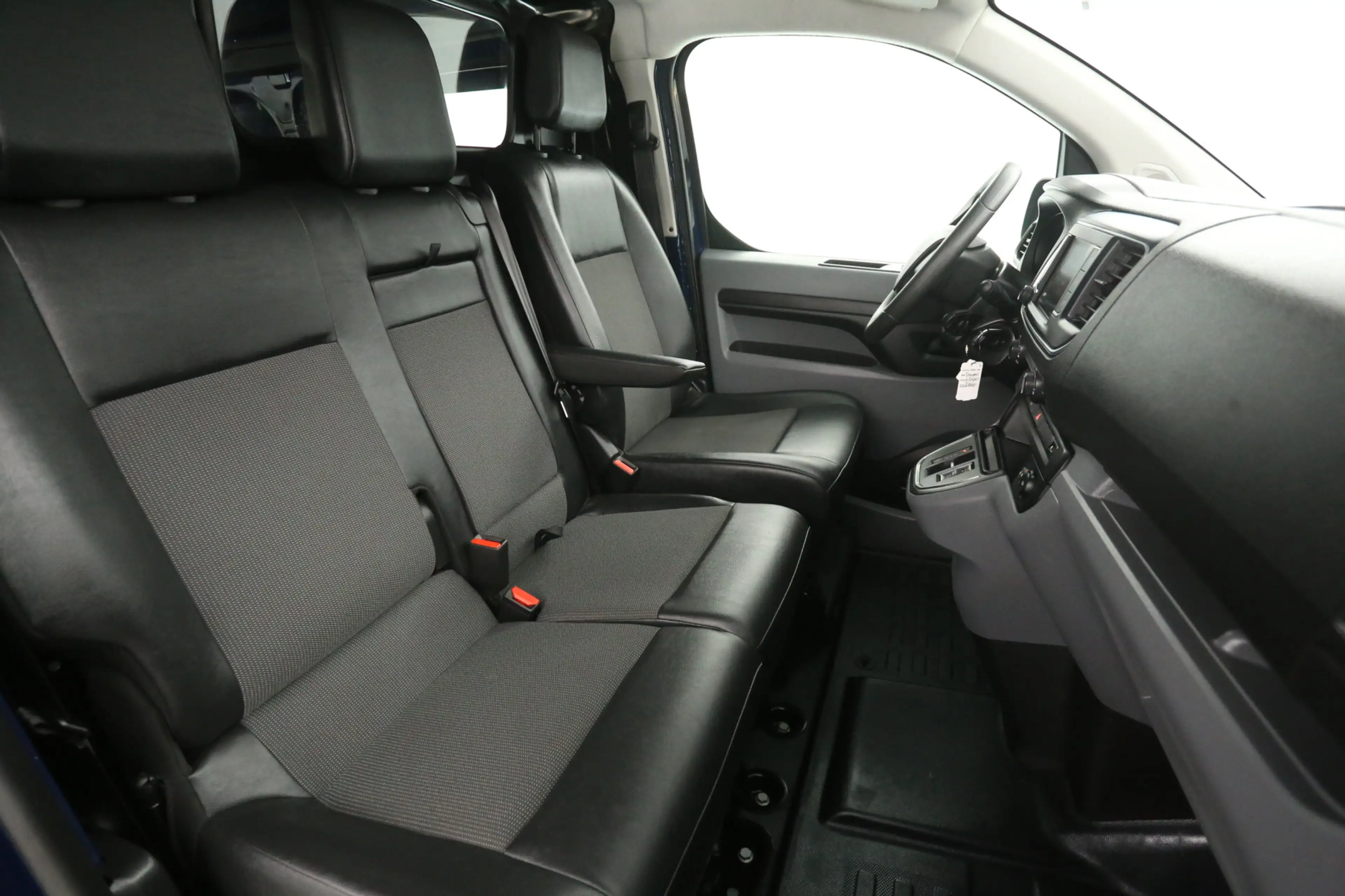 Fiat Scudo e-Scudo Peugeot e-Expert Standard Pro 75 kWh L2H1 — photo 12