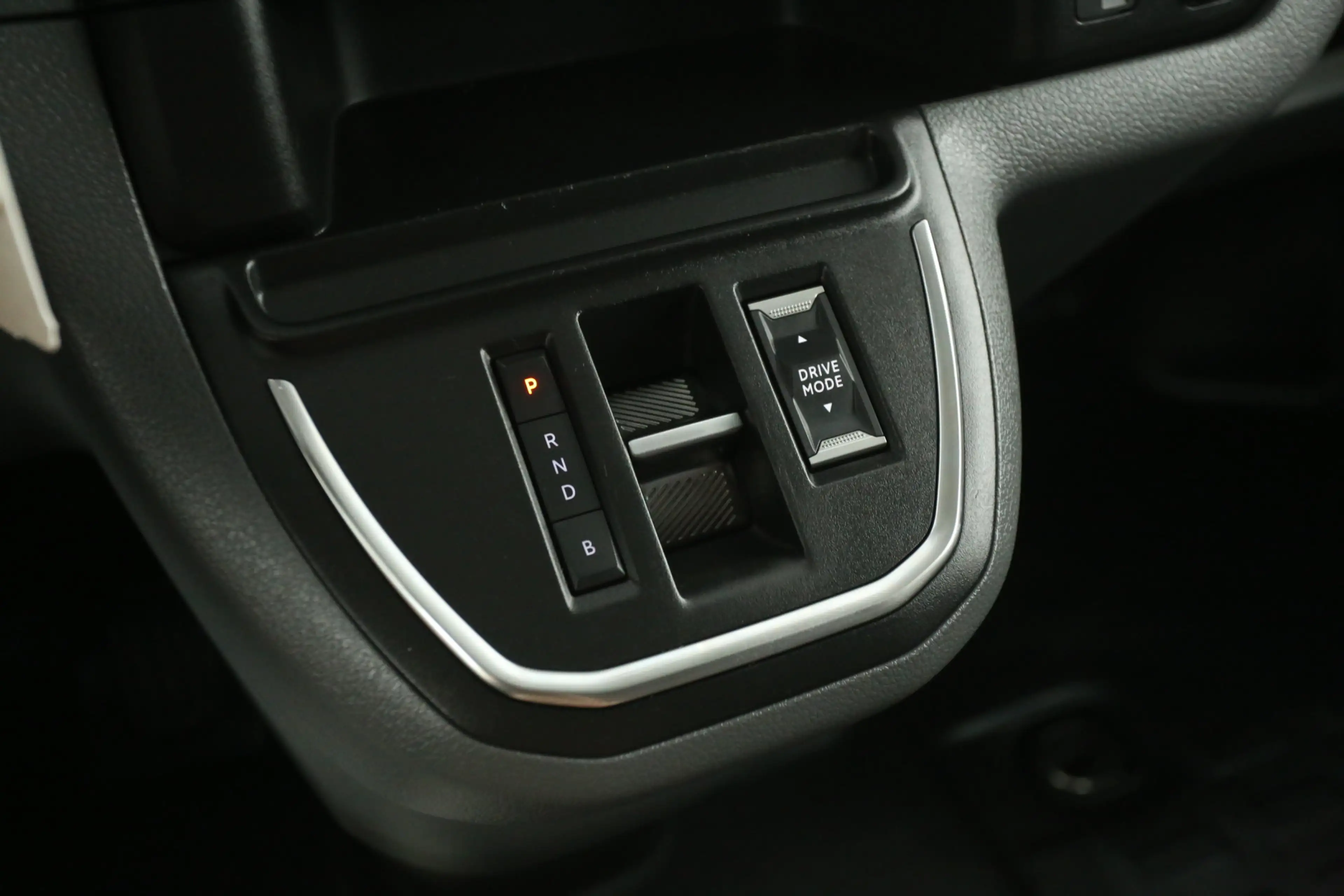 Fiat Scudo e-Scudo Peugeot e-Expert Standard Pro 75 kWh L2H1 — photo 20