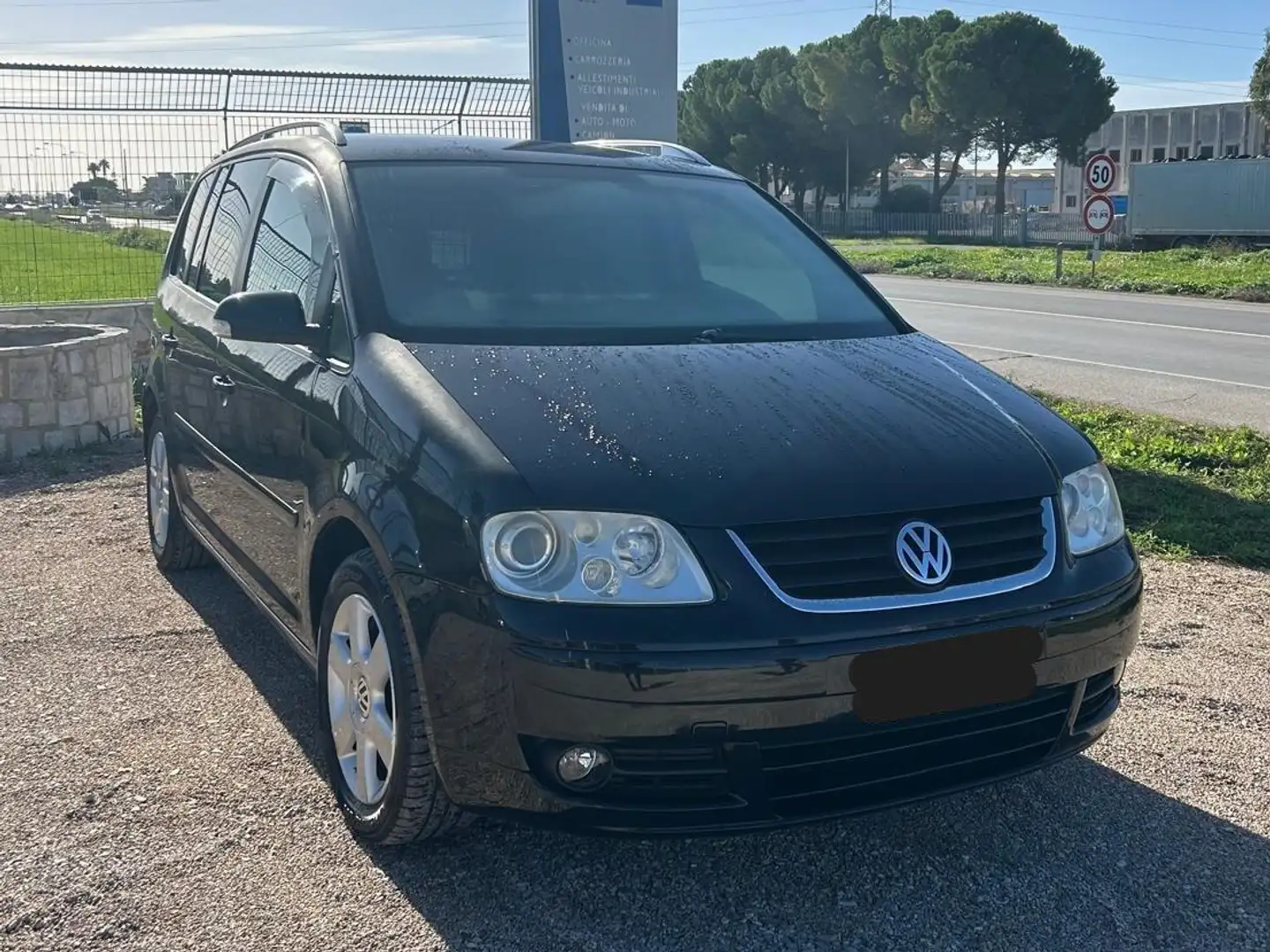 Volkswagen Touran Touran 2.0 tdi Highline 140cv Nero - 2