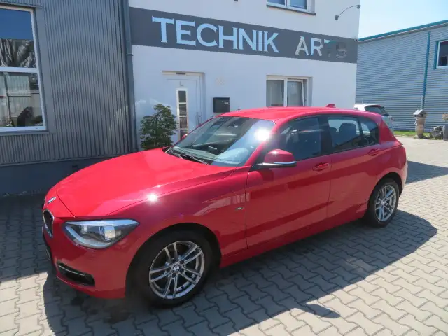 BMW 118 1er (5-Türer) 118i nur 92674km TÜV 01/28 Top gepflegt alle Rechnungen vorhanden