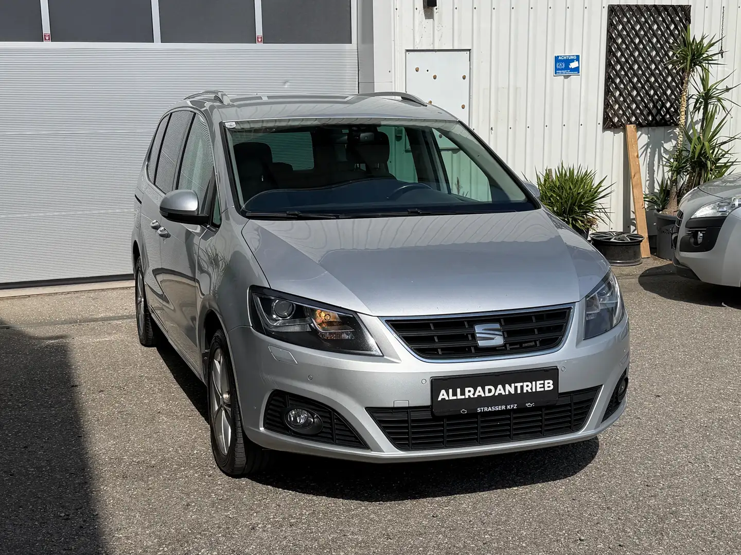 SEAT Alhambra 4Drive DSG*Anhänger*Standhzg*ZahnriemenNEU Grau - 2
