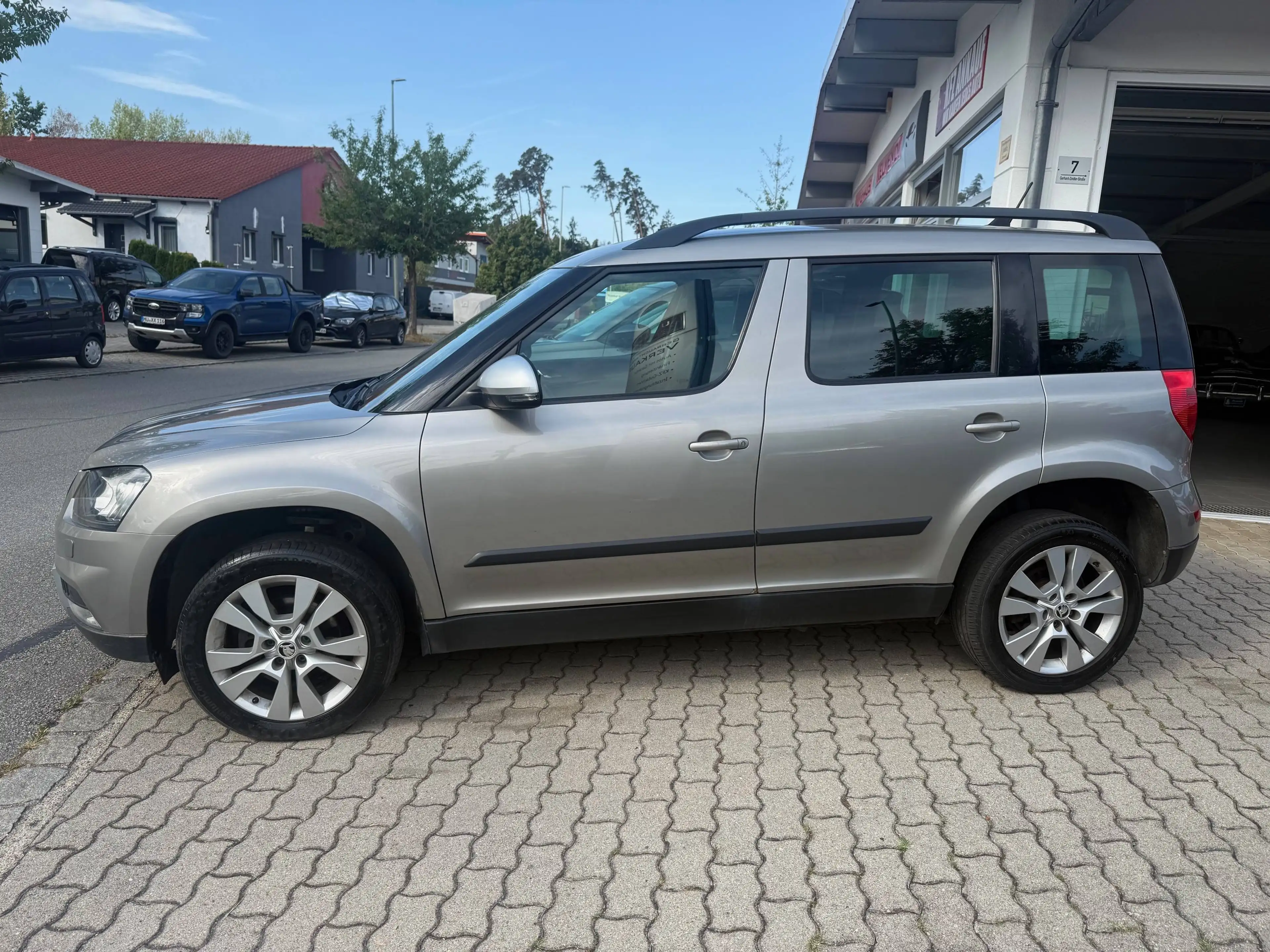 Skoda Yeti Style Outdoor 4x4 - — photo 8