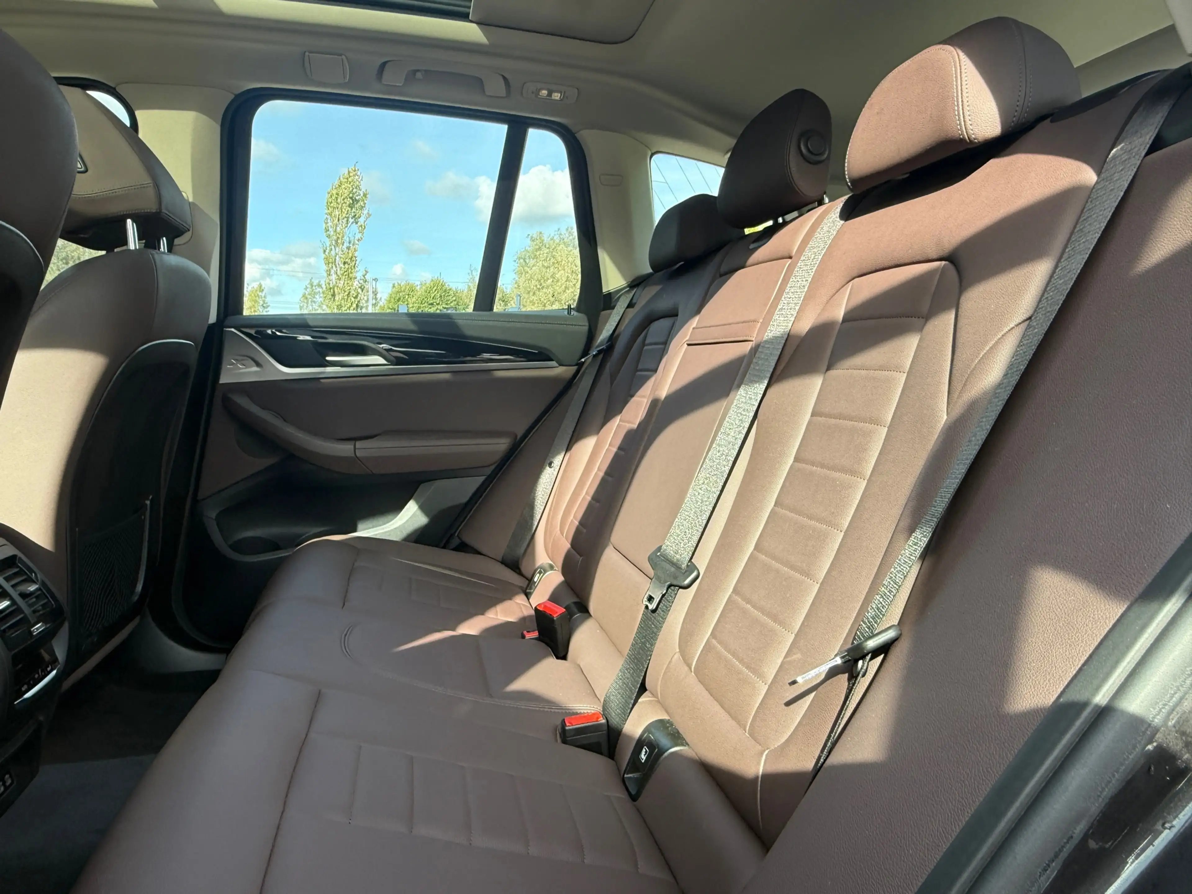 BMW iX3 Executive 80 kWh 96% SOH PANO|LEDER|TREKHAAK — photo 12