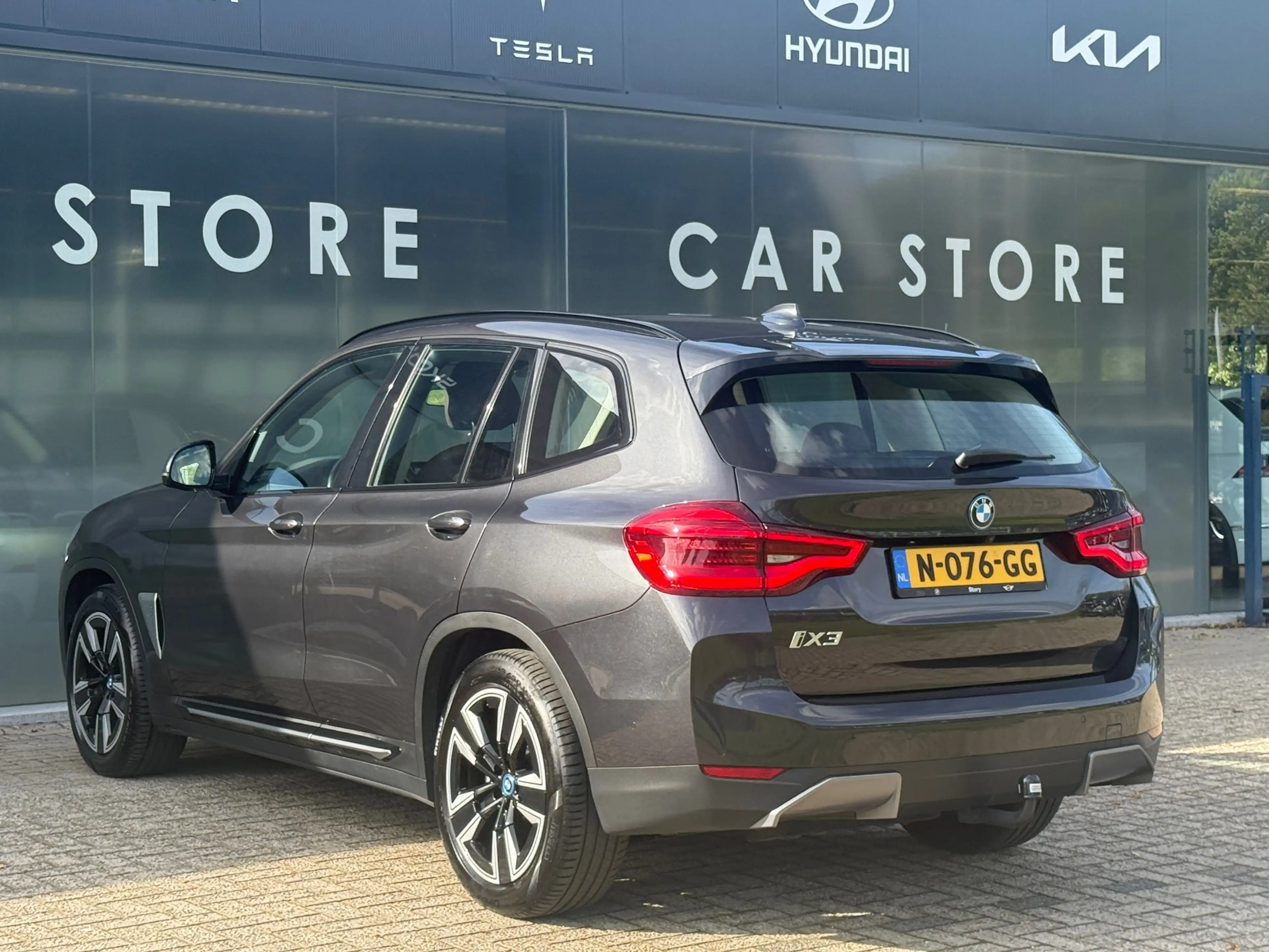 BMW iX3 Executive 80 kWh 96% SOH PANO|LEDER|TREKHAAK — photo 7