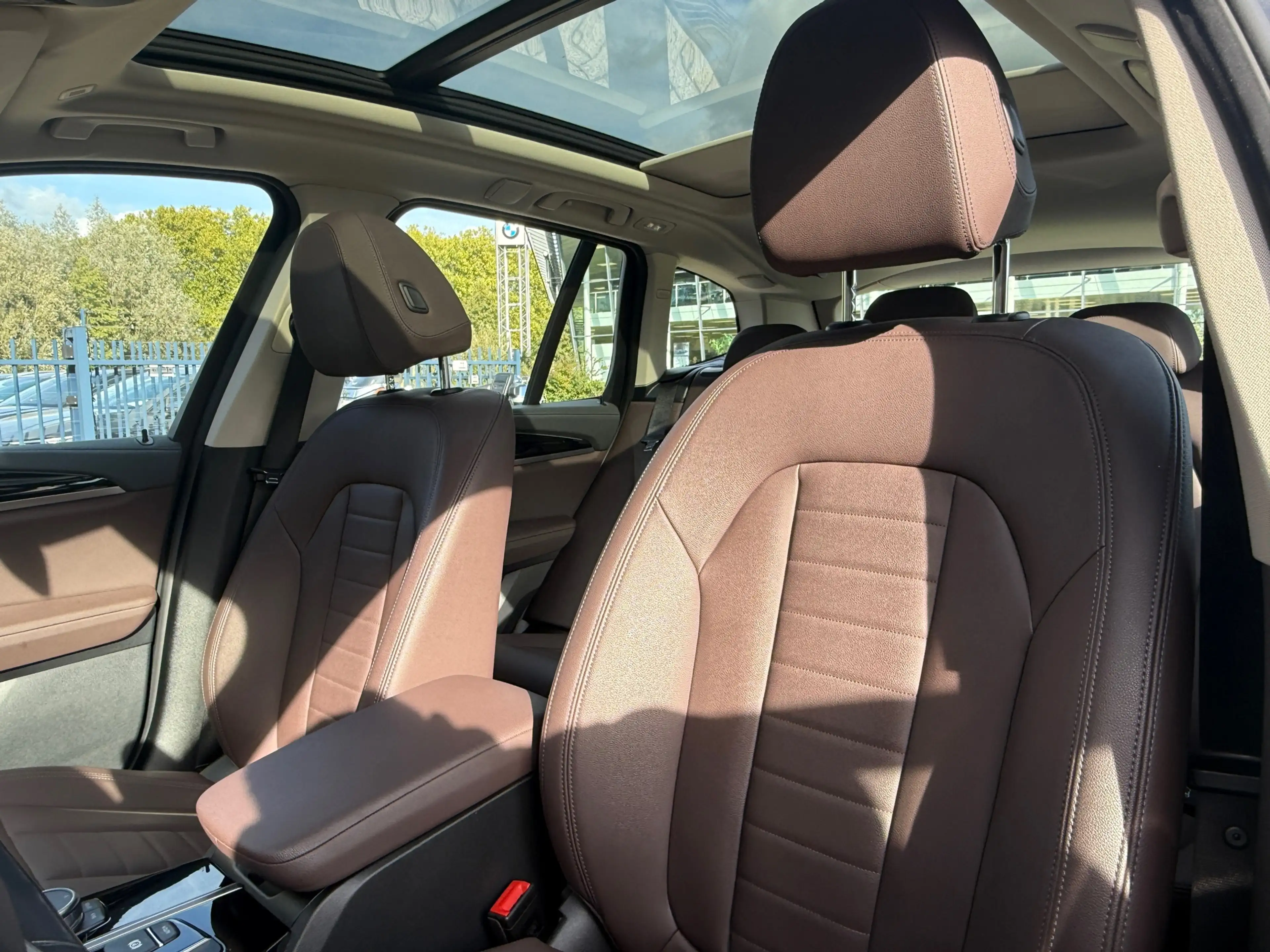BMW iX3 Executive 80 kWh 96% SOH PANO|LEDER|TREKHAAK — photo 10