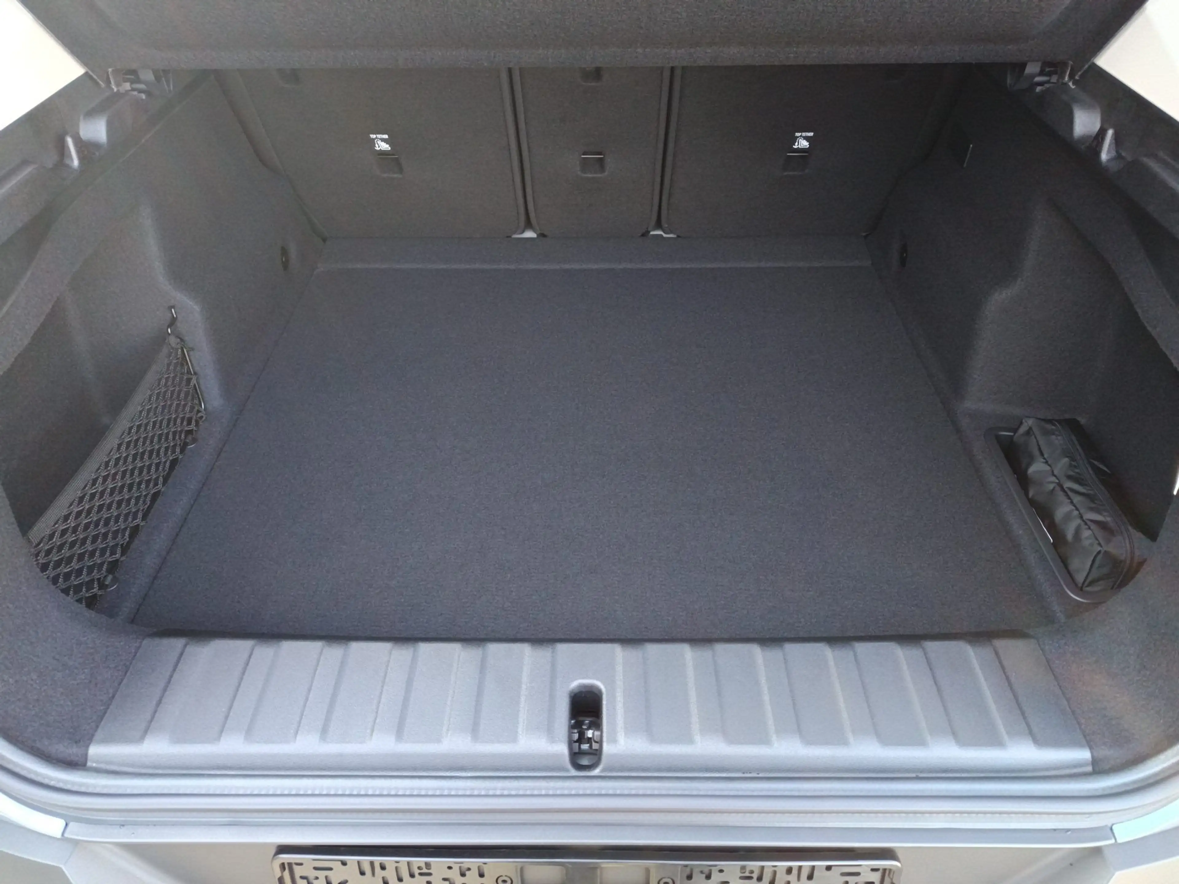 BMW iX2 eDrive20 DRIVING+PARKING-ASS.+SITZHEIZUNG+SONNENSC — photo 10