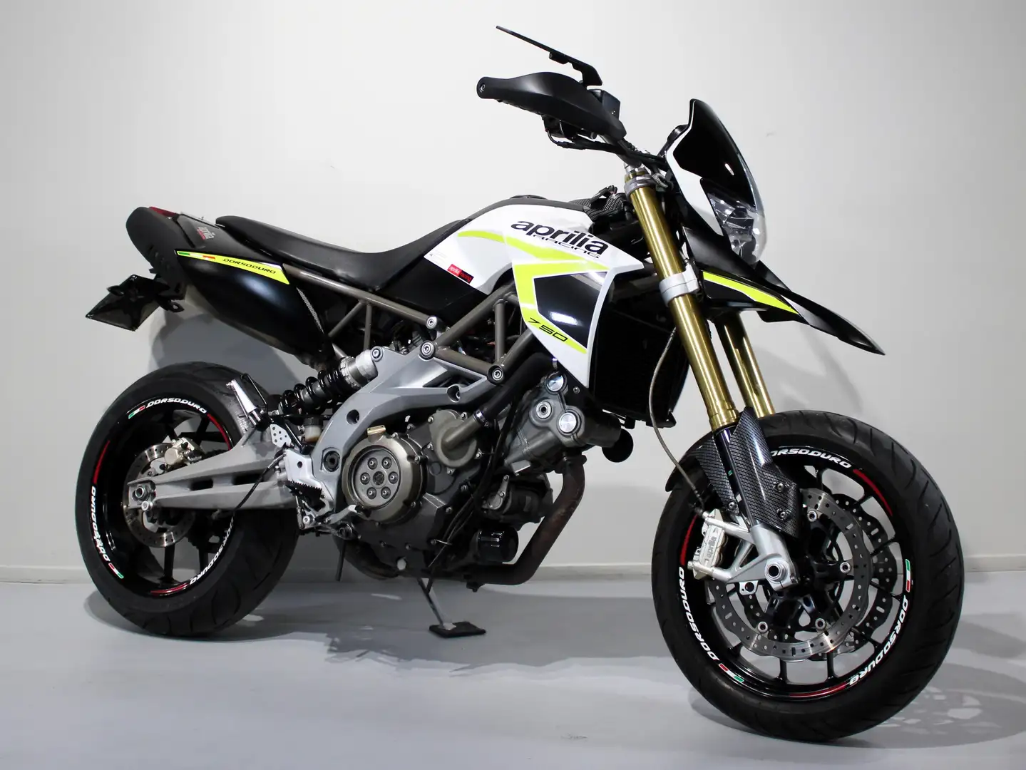 Aprilia Dorsoduro 750 - 2