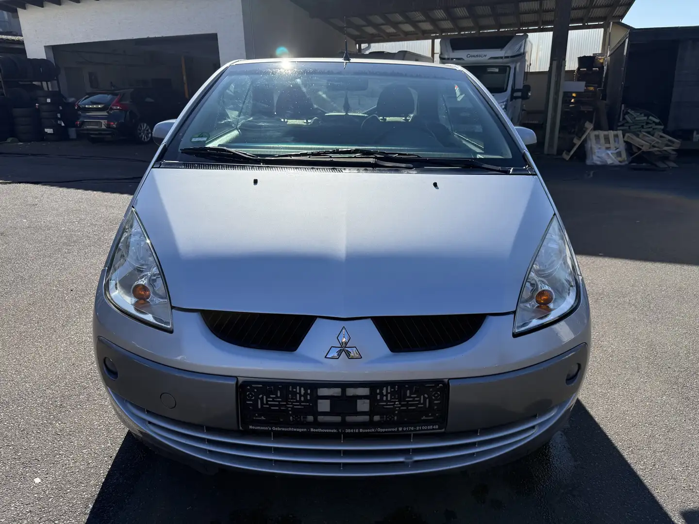 Mitsubishi Colt Invite Grau - 2